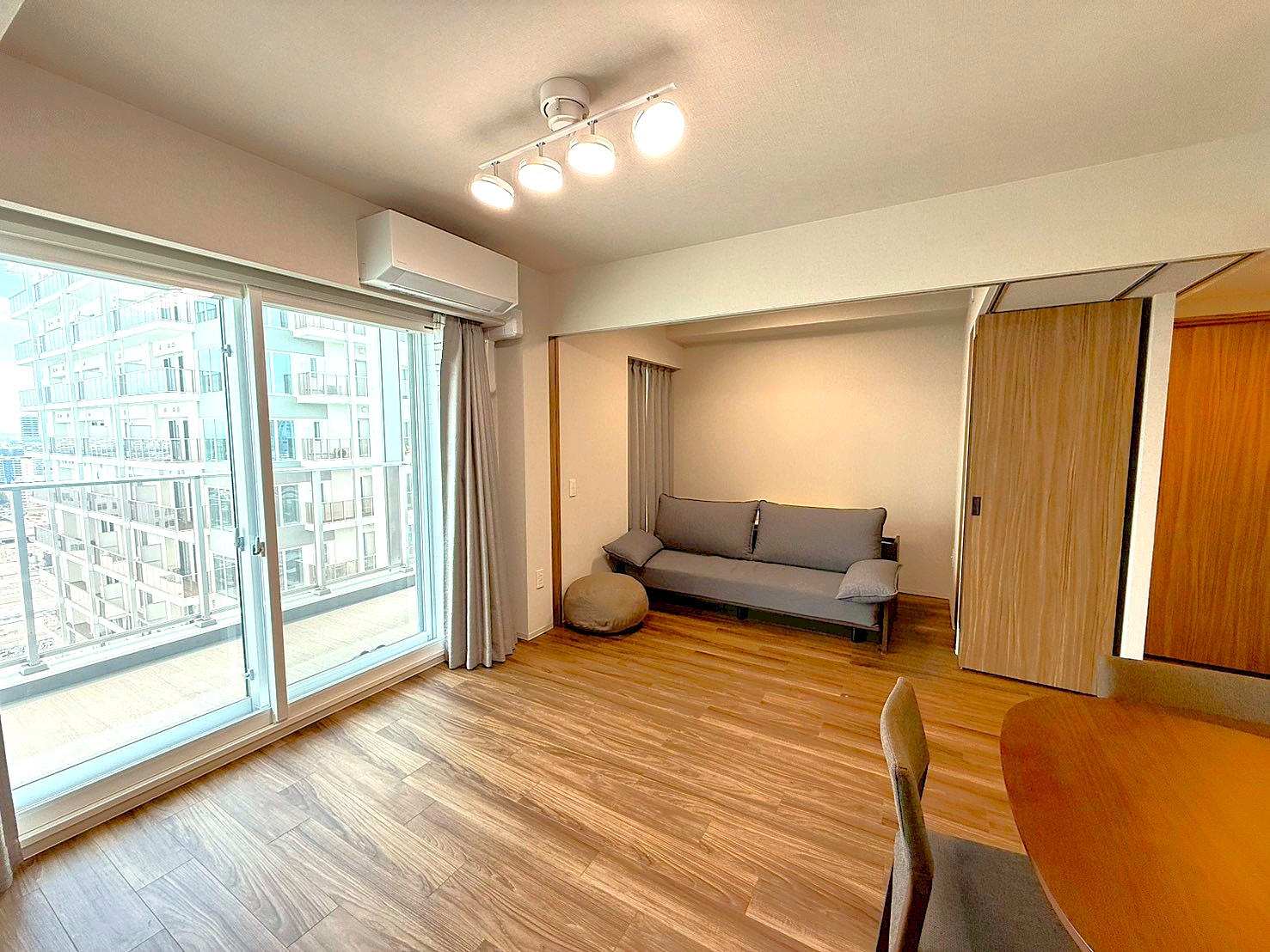 LINE_ALBUM_磯貝さん_251113_103 修正