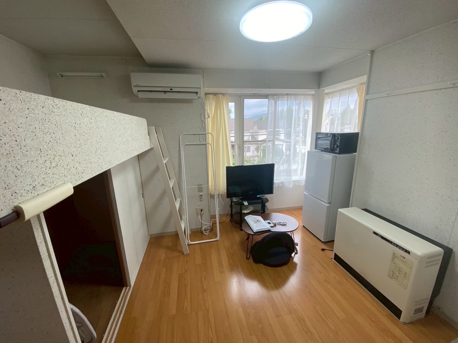 line_oa_chat_250908_172314_group_3