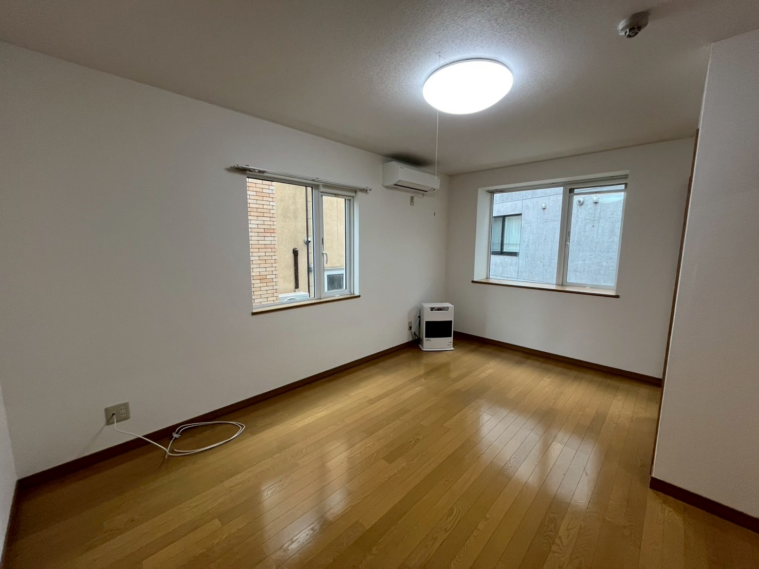 LINE_ALBUM_オレンジハイツ102_250509_1