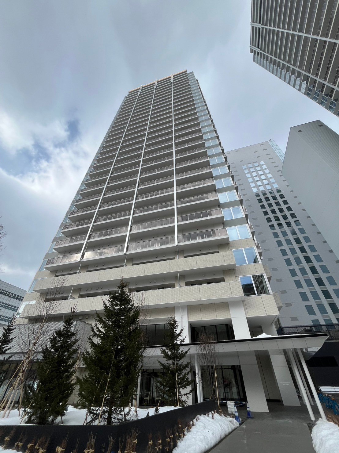 LINE_ALBUM_TheSAPPORO TOWERS 2207_250228_91